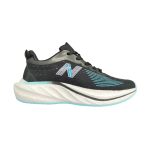 کفش کتونی رانینگ بوست زیره کربن نیوبالانس New balance
